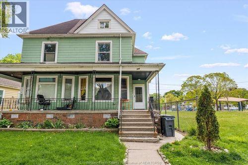 719 Church St, Windsor, ON, N9A4T5 | Card Image