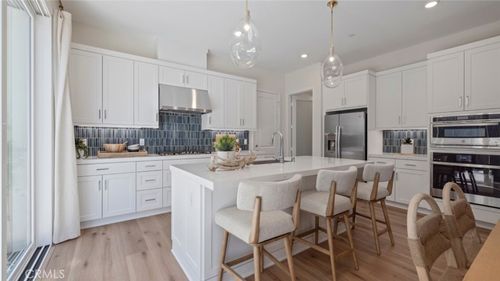 293 Shoveler, Irvine, CA, 92618-5926 | Card Image