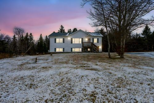 816 Pockwock Rd, Upper Hammonds Plains, NS, B4B1P1 | Card Image
