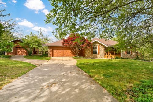 1763 Yoachum Dr, Nixa, MO, 65714-7145 | Card Image