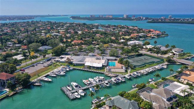 BIRD KEY YACHT CLUB | Image 41