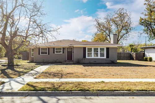 1803 4th St, Brownwood, TX, 76801-4436 | Card Image