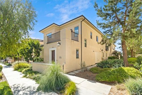 199 Follyhatch, Irvine, CA, 92618 | Card Image