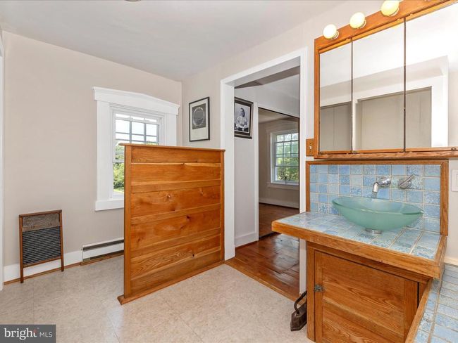 9314 Pear Ln, House other with 4 bedrooms, 3 bathrooms and null parking in FREDERICK MD | Image 29