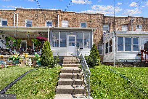 1011 Clifton Ave, COLLINGDALE, PA, 19023-3518 | Card Image