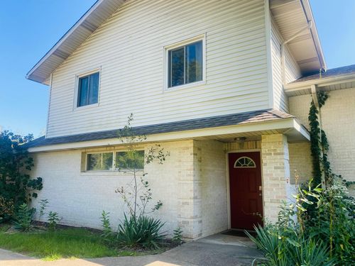 7235 E 1st Ave, Gary, IN, 46403 | Card Image