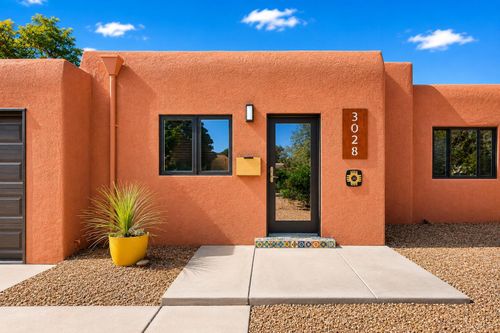 3028 Frontier Ave Ne, Albuquerque, NM, 87106-2037 | Card Image