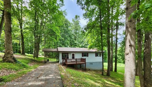 204 Donna Ln, La Follette, TN, 37766-7601 | Card Image