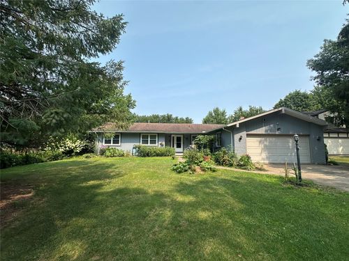 322 Greenhurst Dr, Erie, PA, 16509-3618 | Card Image