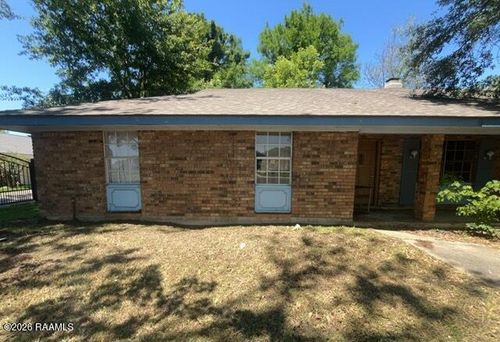 307 E Butcher Switch Rd, Lafayette, LA, 70507-3531 | Card Image