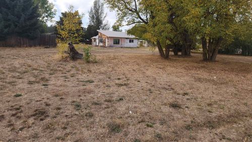 107 N Fir Ave, Deer Park, WA, 99006-5586 | Card Image