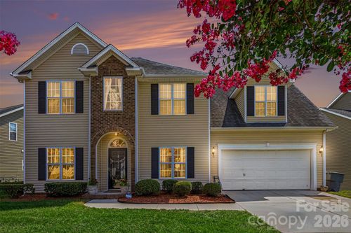 1826 Conifer Cir, Charlotte, NC, 28213-3138 | Card Image