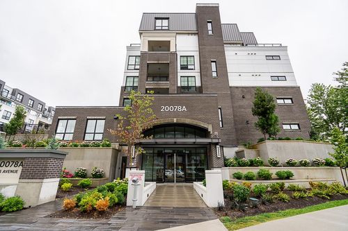 a211-20078 85 Ave, Langley, BC, V2Y3Z2 | Card Image