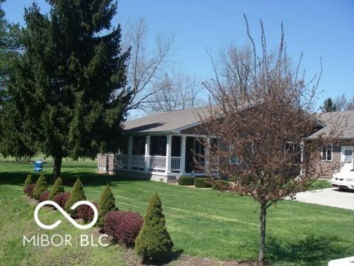 2114 Elmwood Dr, Lebanon, IN, 46052-1227 | Card Image