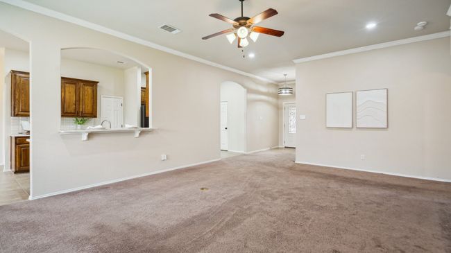 613 W Sheila Cir, House other with 4 bedrooms, 2 bathrooms and null parking in Joshua TX | Image 8