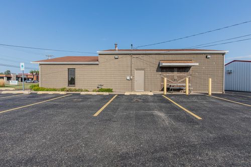 680 W Peru St, Princeton, IL, 61356-6803 | Card Image