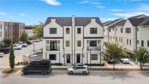 5182 W Front St, Rogers, AR, 72756 | Card Image