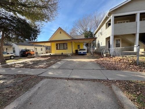 413 N 5th St, Arkansas City, KS, 67005-2526 | Card Image