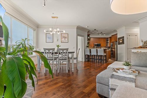 208-32729 Garibaldi Dr, Abbotsford, BC, V2T0A6 | Card Image