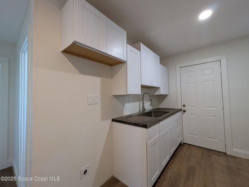 2513 Lipscomb St, Melbourne, FL, 32901-6067 | Card Image