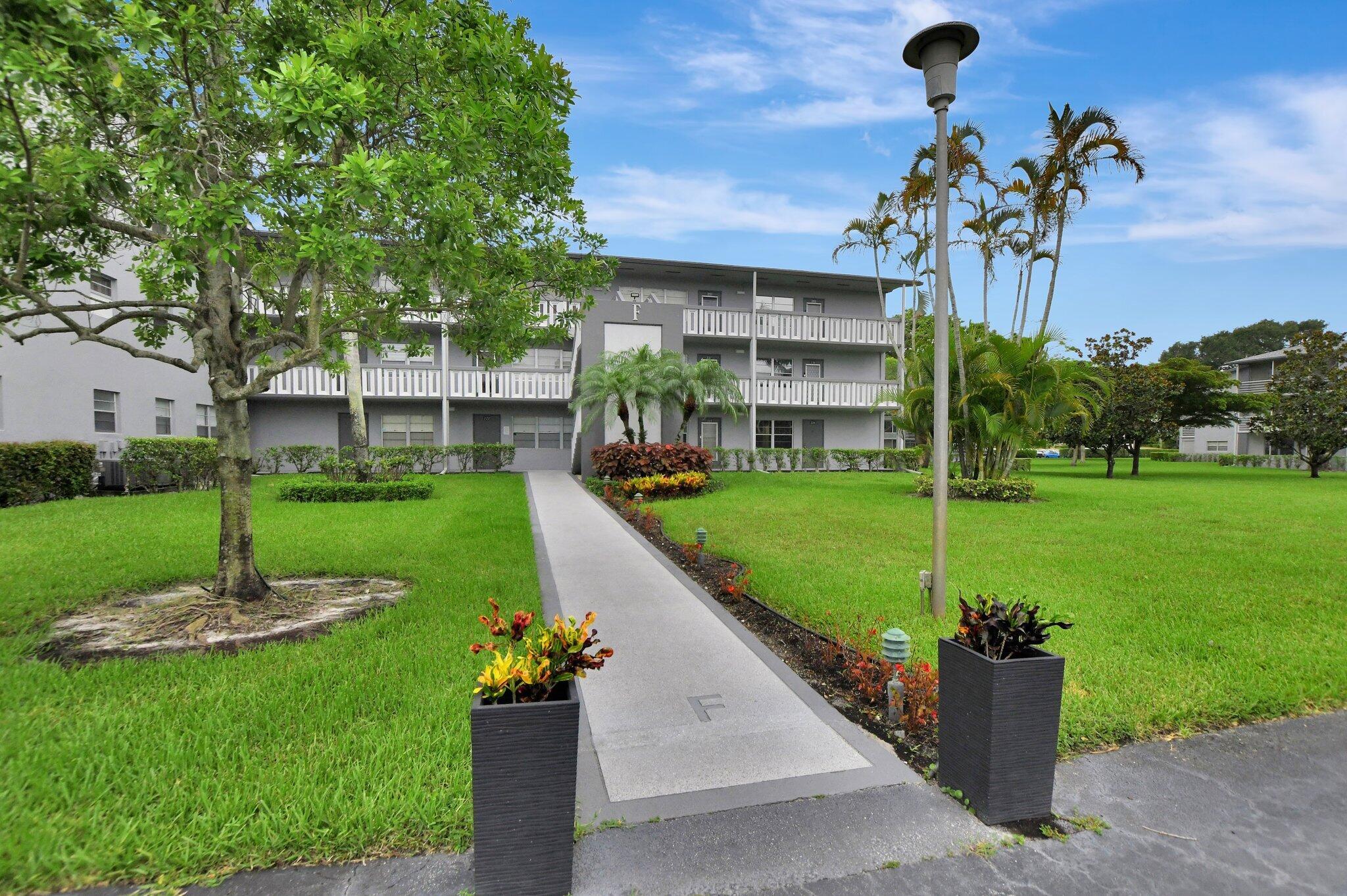 Suffolk F , Boca Raton, FL 33434