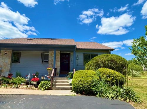 g6-30 Acorn Ct, South Kingstown, RI, 02879-2410 | Card Image