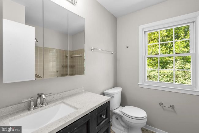 203 Watts Branch Pkwy, House other with 4 bedrooms, 3 bathrooms and null parking in ROCKVILLE MD | Image 33