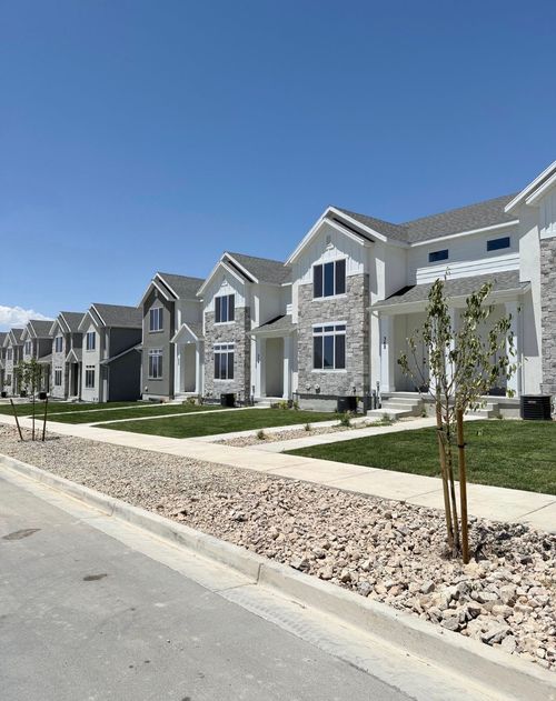 1519 N 305 E, Salem, UT, 84653-4922 | Card Image