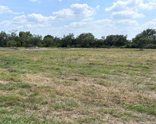 144 Enclave Drive, Marion, TX, 78124 | Card Image