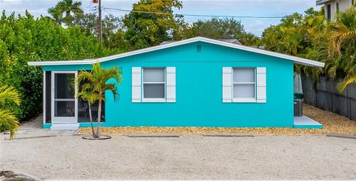 807 106th Ave, Naples, FL, 34108-1981 | Card Image