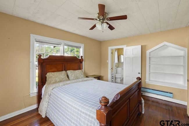 1405 Mockingbird Ln, House other with 4 bedrooms, 2 bathrooms and null parking in Tyler TX | Image 14