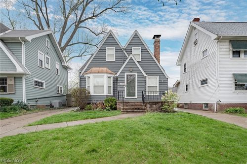 1294 Giel Ave, Lakewood, OH, 44107-2718 | Card Image