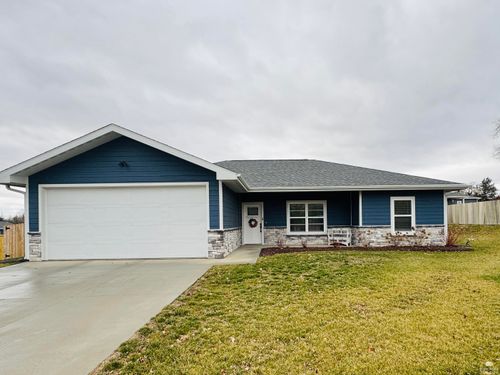 1314 Blunt St, Clay Center, KS, 67432-2200 | Card Image