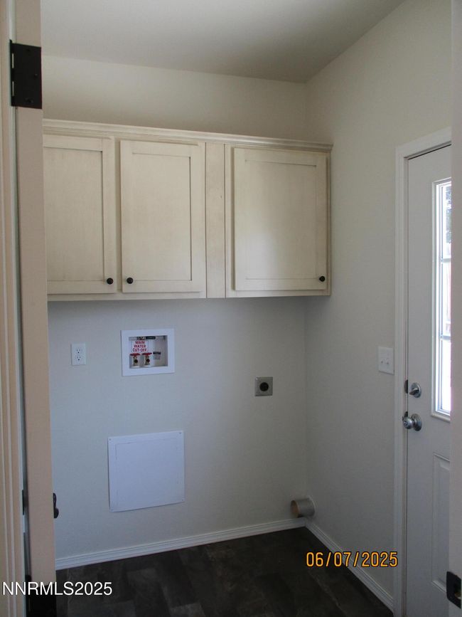 3467 Crown Royal Cir, House other with 4 bedrooms, 2 bathrooms and 2 parking in Winnemucca NV | Image 16