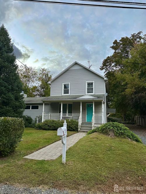 45 Old New Rd, MONMOUTH JUNCTION, NJ, 08852-2655 | Card Image