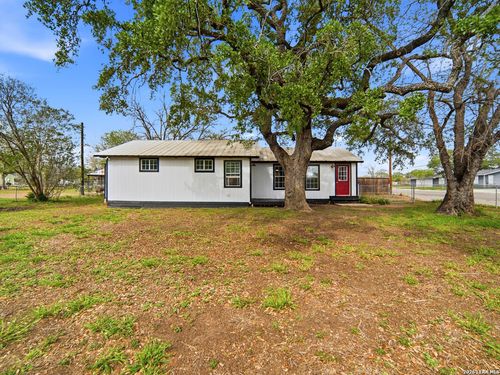 501 E Westmeyer St, Poth, TX, 78147-0556 | Card Image