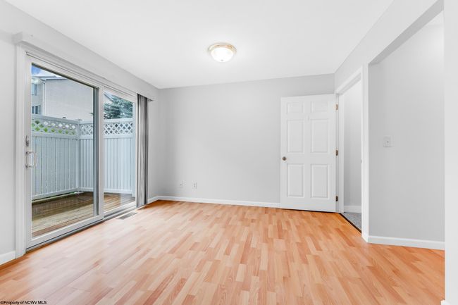 APT-4 - 1339 Riddle Ave, Townhouse with 2 bedrooms, 3 bathrooms and 3 parking in Morgantown WV | Image 8