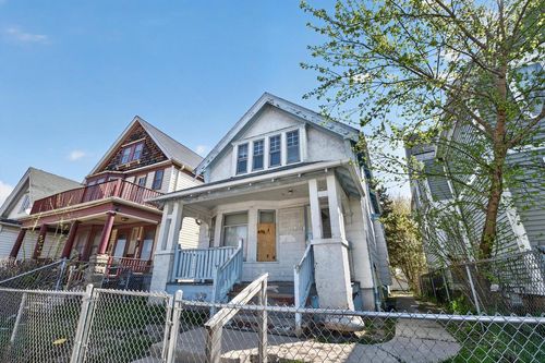 2362 N Holton Street, Milwaukee, WI, 53212 | Card Image