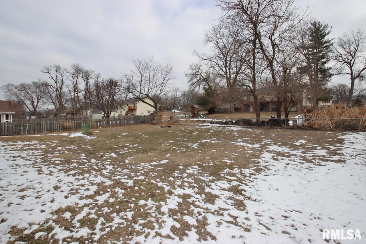 Residential in Pekin 5