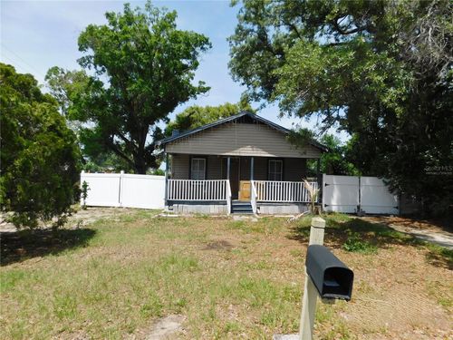 8412 N Seminole Ave, Tampa, FL, 33604-3037 | Card Image