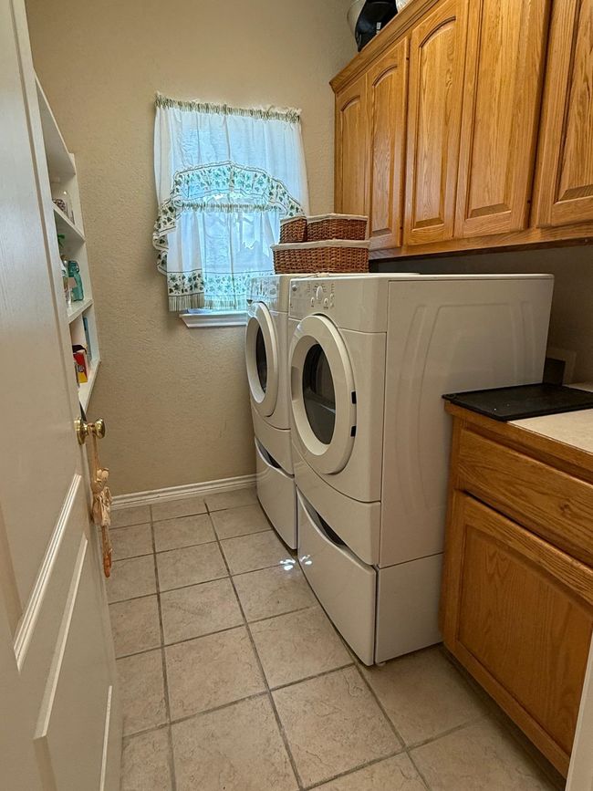 112 Penguin St, House other with 3 bedrooms, 2 bathrooms and null parking in Highland Haven TX | Image 16