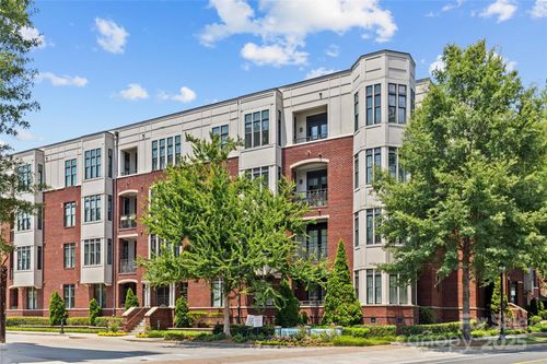 unit-429-2810 Selwyn Ave, Charlotte, NC, 28209-1784 | Card Image