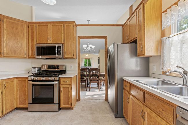 29-web-or-mls-940 105th Ave NW-29.jpg | Image 8