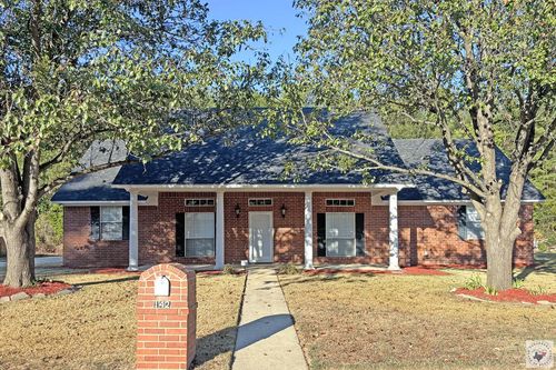 142 Westline, Wake Village, TX, 75501 | Card Image
