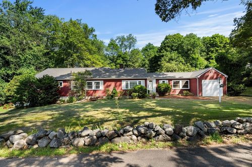 10 Maple St, Wenham, MA, 01984-1921 | Card Image