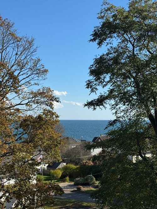 apt-3c-2 Ocean Ave, Gloucester, MA, 01930-5265 | Card Image