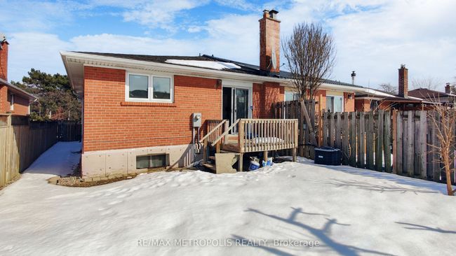 UPPER - 3254 Fieldgate Dr, House attached with 3 bedrooms, 2 bathrooms and 1 parking in Mississauga ON | Image 39