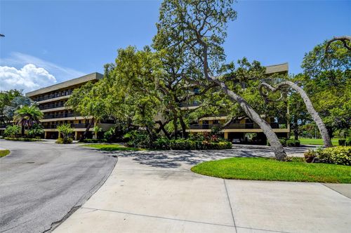 1934-1934 Golfview Dr, TARPON SPRINGS, FL, 34689-6119 | Card Image
