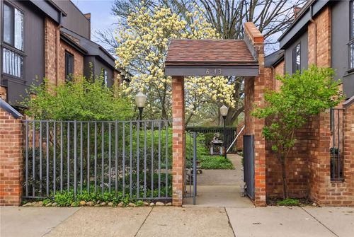 6 Foster Sq, Central North Side, PA, 15212 | Card Image