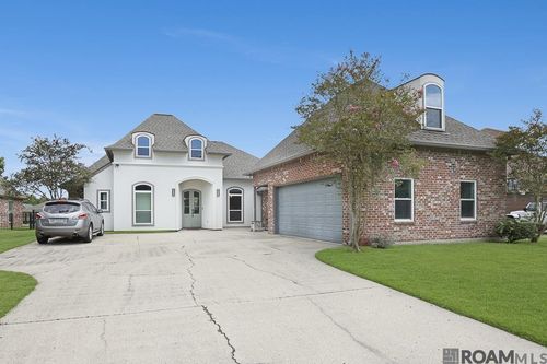 11680 River Highlands Drive, St Amant, LA, 70774 | Card Image